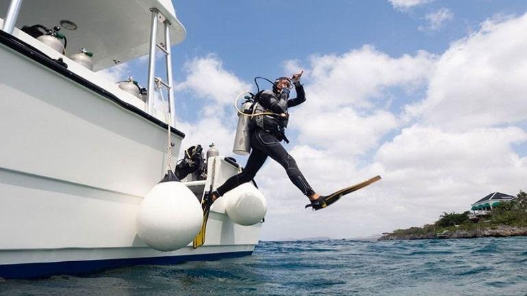 Boat Scuba Diving in Andaman For Beginner